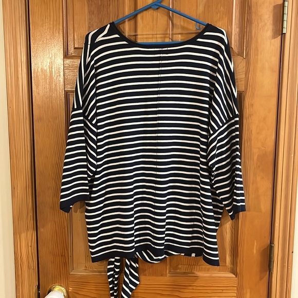 NWT Time and tru women’s plus size vneck striped side tie sweater size XXL(20) . - Picture 3 of 6